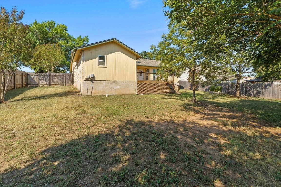 809 Stillhouse Spring Round Rock, TX 78681 - Photo 31 of 40