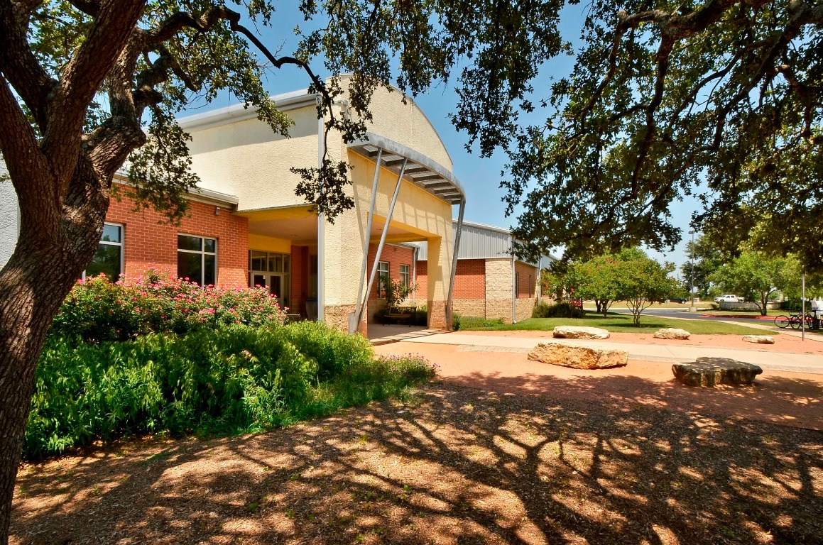 809 Stillhouse Spring Round Rock, TX 78681 - Photo 33 of 40