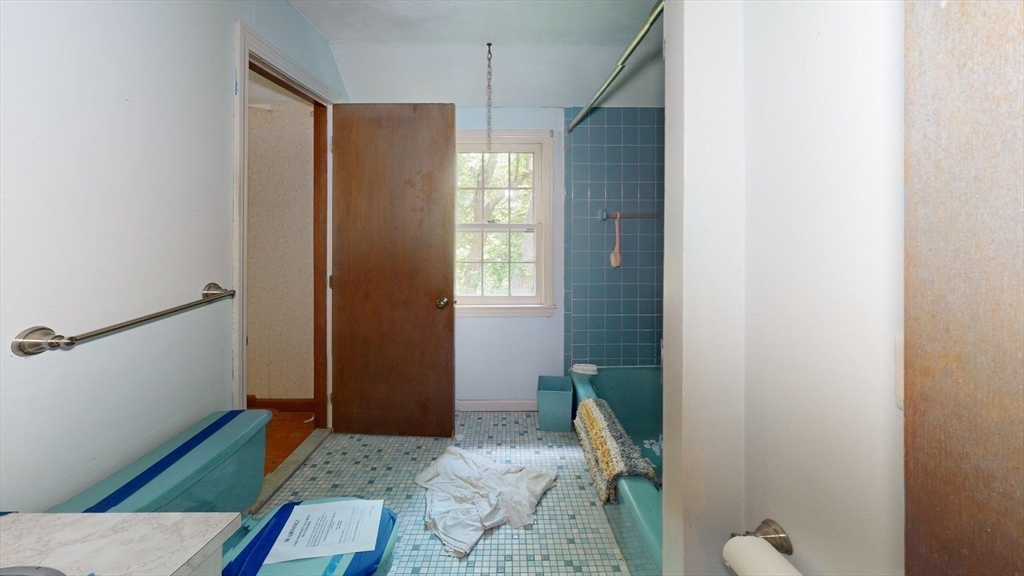 8 Pennock Road Chelmsford, MA 01824 - Photo 14 of 16
