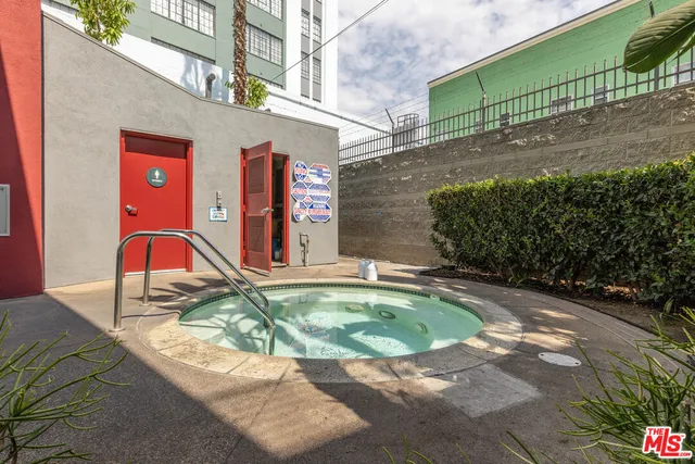 a view of outdoor space