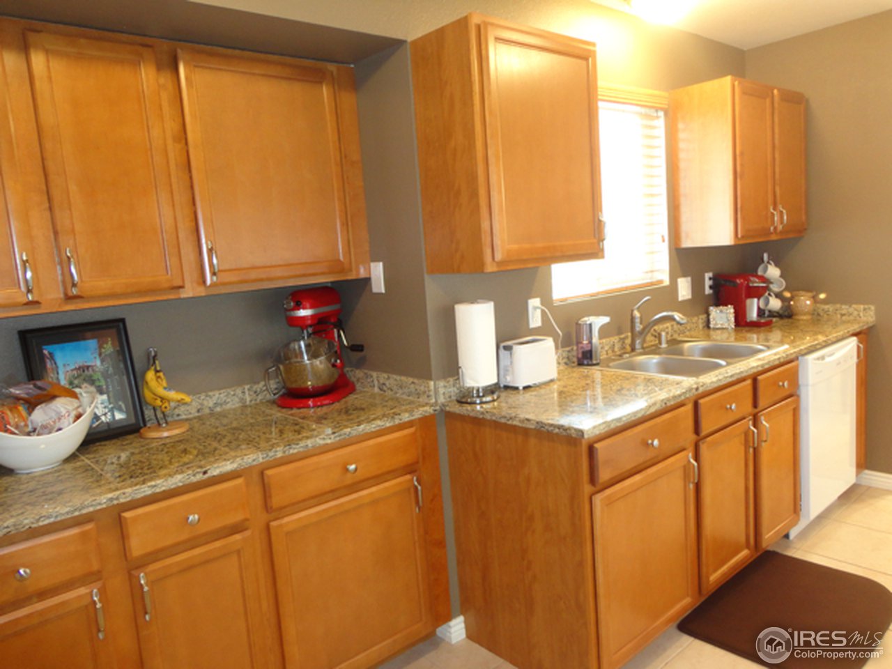 2709 West 19th St Road Greeley, CO 80634 - Photo 8 of 25 Tons of Cabinet Space
