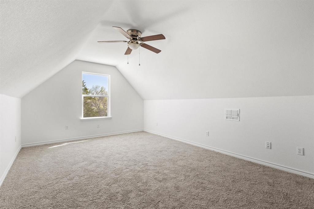850 County Road Honey Grove, TX 75446 - Photo 30 of 40 an empty room