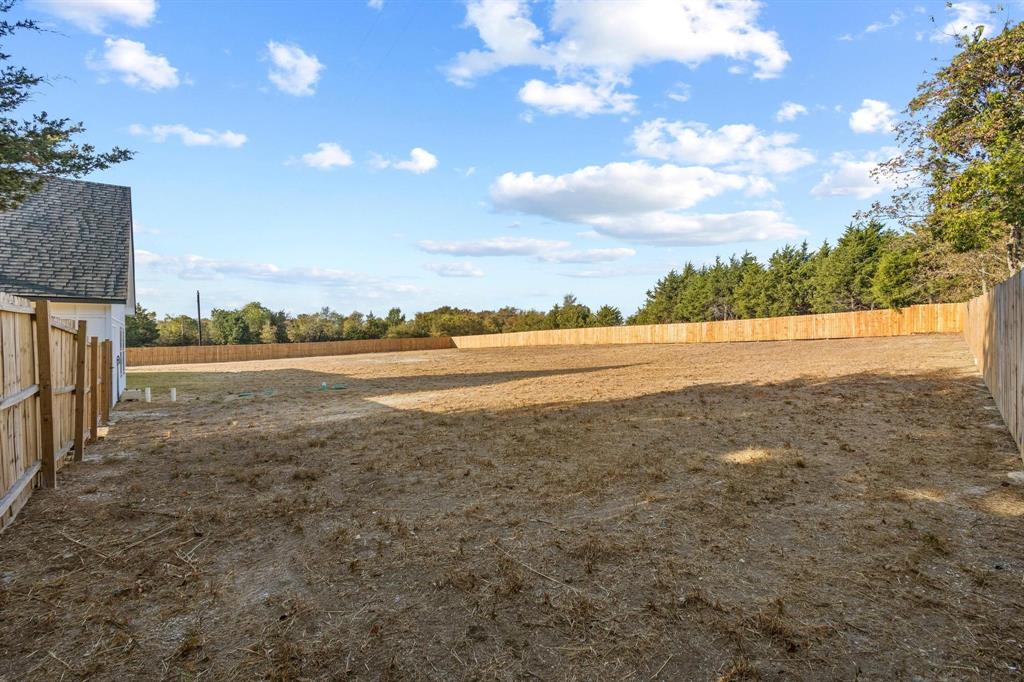 850 County Road Honey Grove, TX 75446 - Photo 31 of 40 a view of an ocean beach