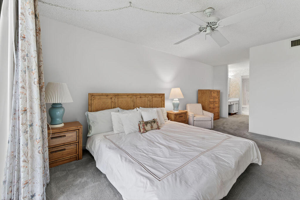 501 Southwest 11th Place, Unit 402A Boca Raton, FL 33432 - Photo 14 of 29 Primary view to bath