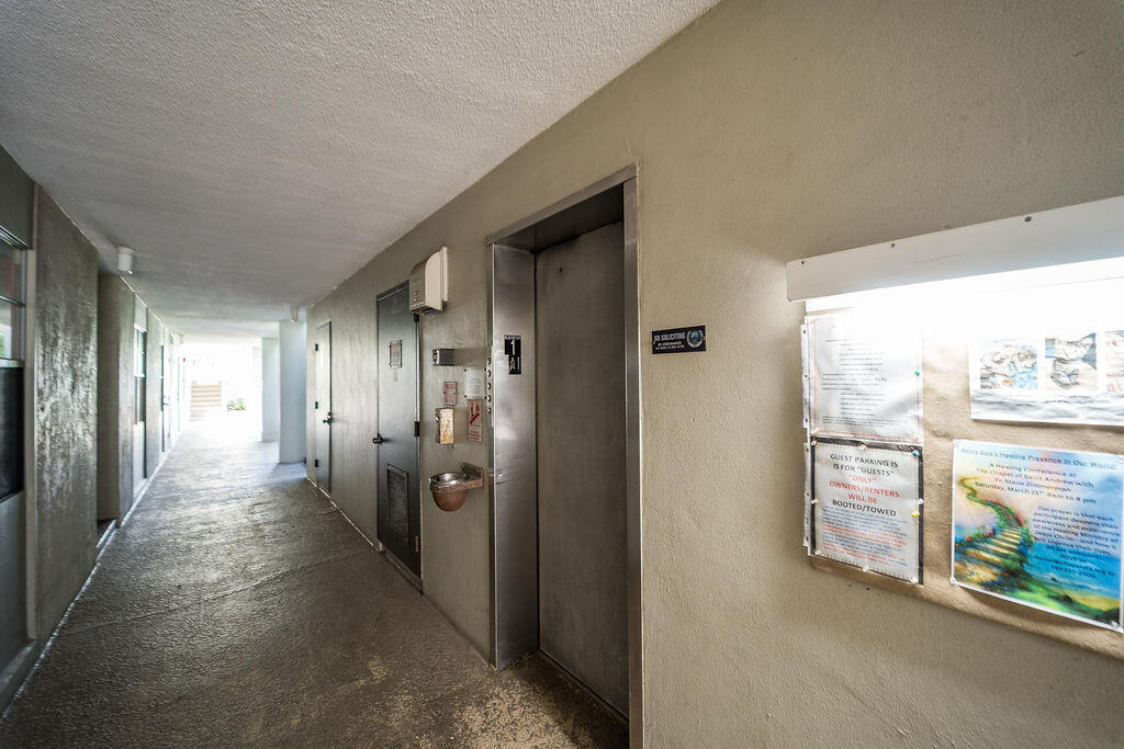 501 Southwest 11th Place, Unit 402A Boca Raton, FL 33432 - Photo 24 of 29 Close to Elevator