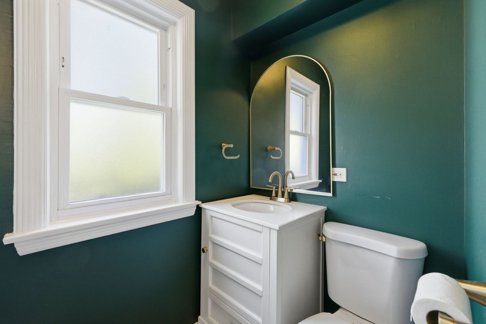 1423 Kirk Street Evanston, IL 60202 - Photo 23 of 36