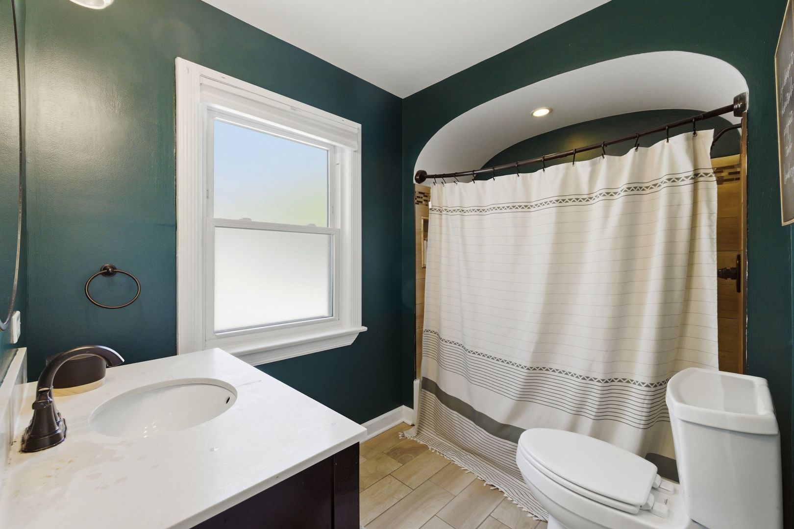 1423 Kirk Street Evanston, IL 60202 - Photo 24 of 36