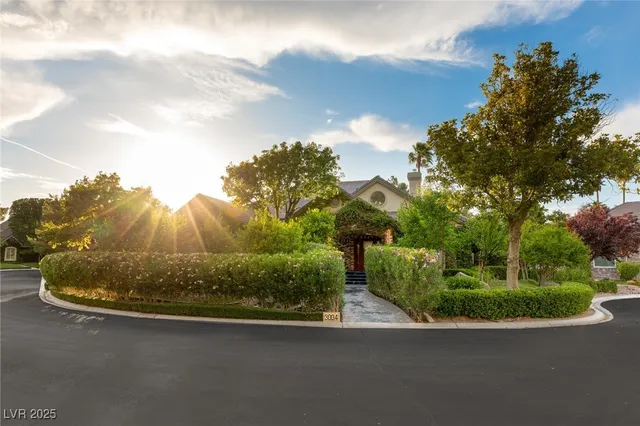 $8,500 | 3004 Astoria Pines Circle, Las Vegas, NV 89107