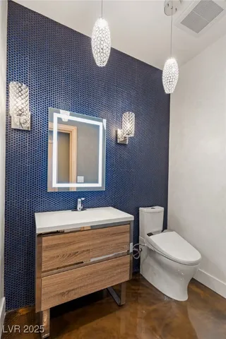 $8,500 | 3004 Astoria Pines Circle, Las Vegas, NV 89107