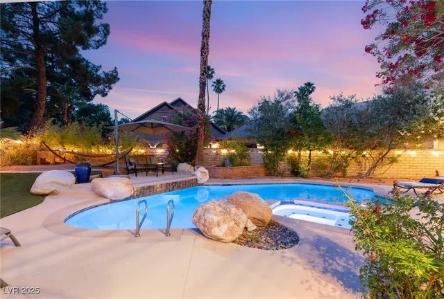 $8,500 | 3004 Astoria Pines Circle, Las Vegas, NV 89107