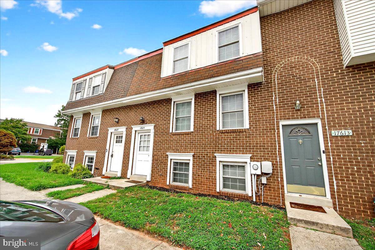 17615 Kohlhoss Road Poolesville, MD 20837 - Photo 3 of 54 Your entry to the best school cluster in MD!