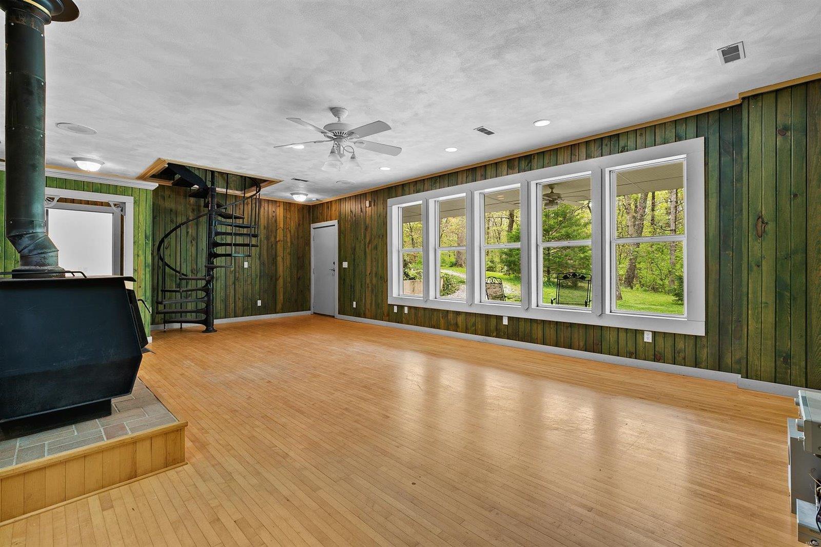 11807 Silver Creek Road New Douglas, IL 62074 - Photo 6 of 42