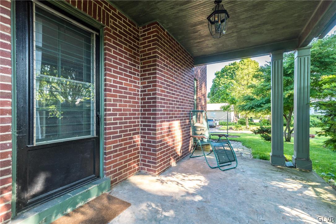 1429 Spring Garden Street Easton, PA 18042 - Photo 2 of 27