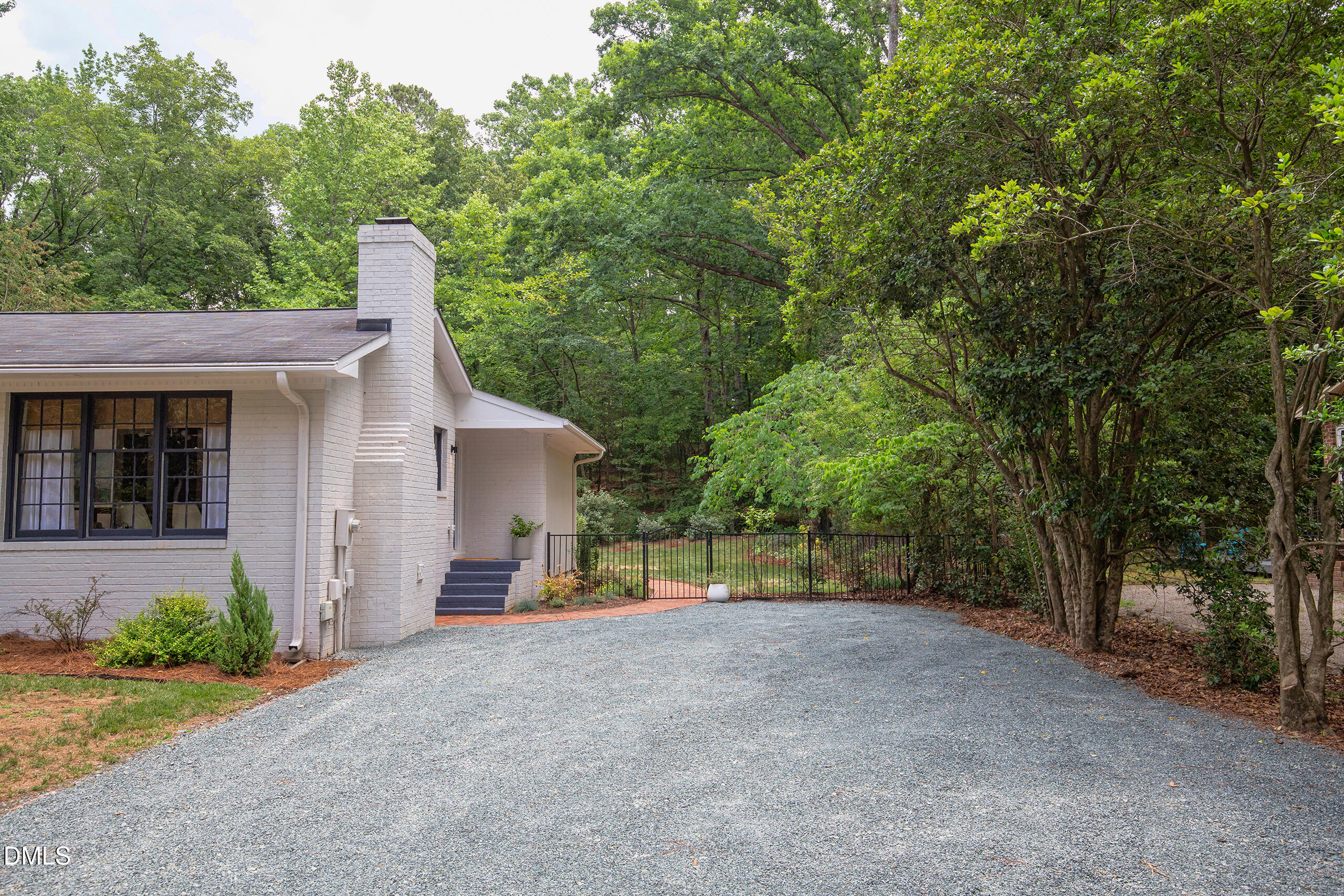 809 Tinkerbell Road Chapel Hill, NC 27517 - Photo 4 of 42 IMG_1334