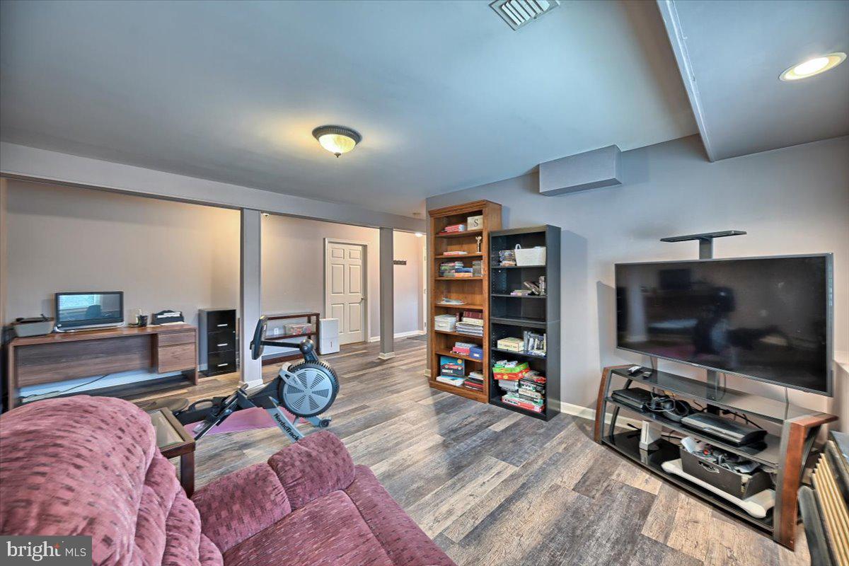 260 Eden Road Etters, PA 17319 - Photo 27 of 34 Gallery Image 27