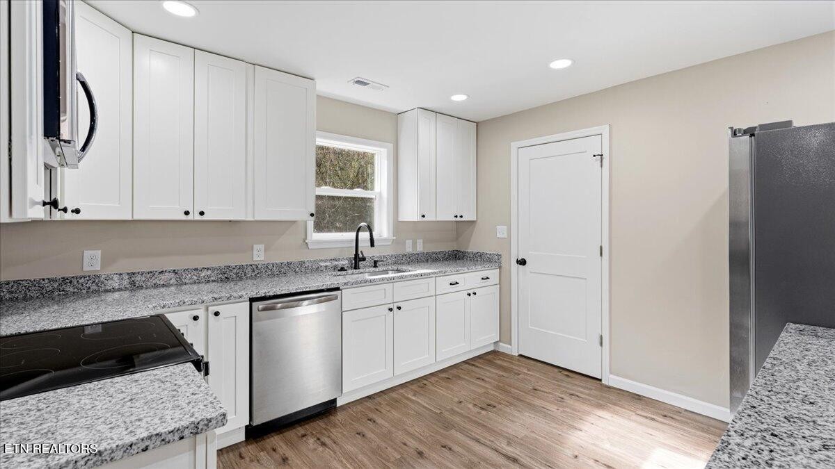 1871 Ruritan Road Harriman, TN 37748 - Photo 5 of 24