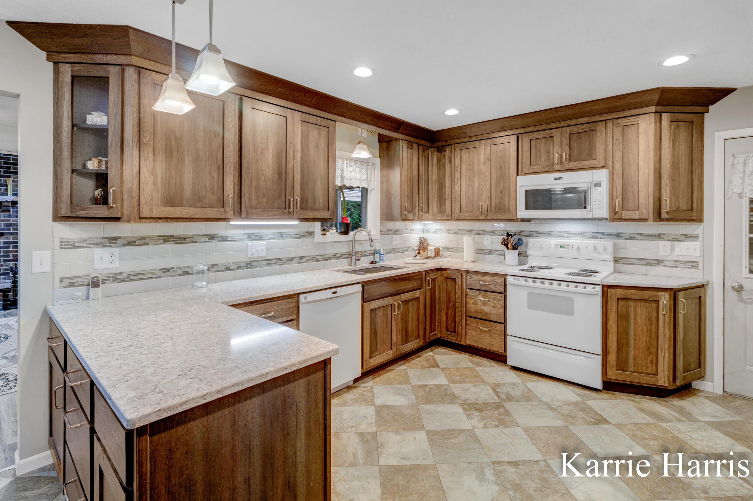 1305 West Ellis Street Belding, MI 48809 - Photo 5 of 34 Beautiful updated kitchen