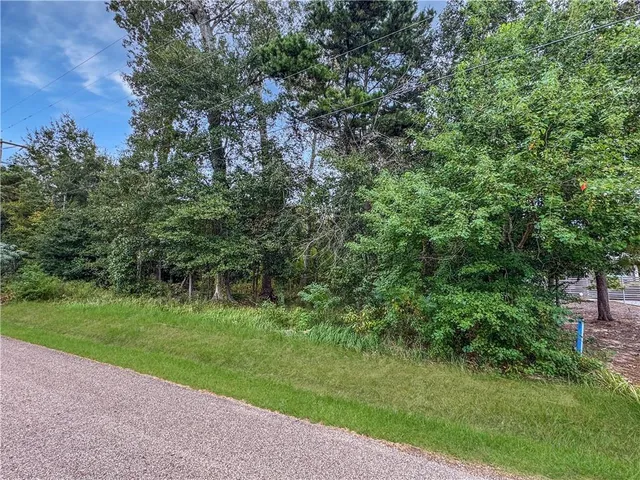 $749,500 | 821 Atalin Street, Mandeville, LA 70448