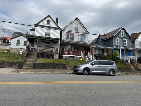$84,900 | 118 McKean Avenue, Donora, PA 15033