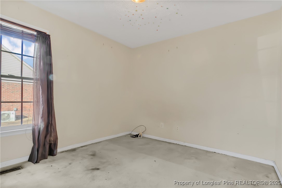 1135 Derbyshire Road Fayetteville, NC 28314 - Photo 23 of 35