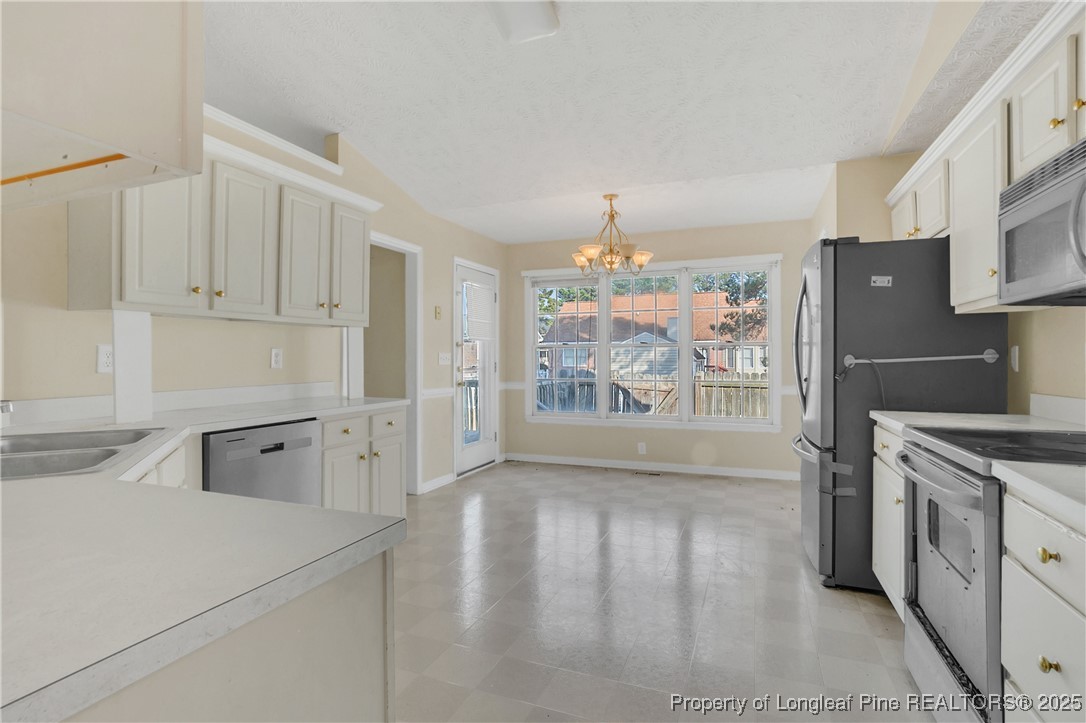 1135 Derbyshire Road Fayetteville, NC 28314 - Photo 9 of 35