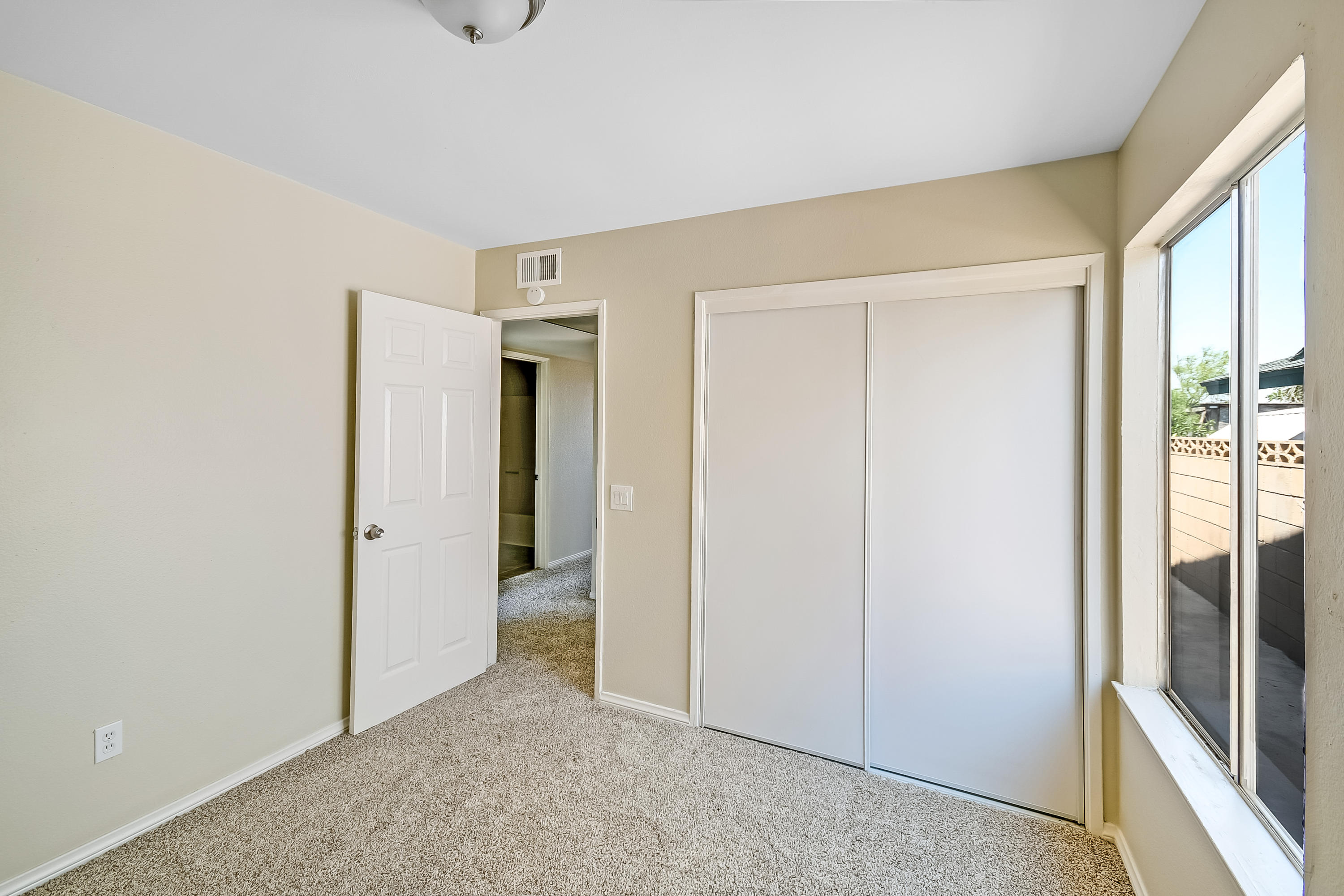 1137 Dianron Road Palmdale, CA 93551 - Photo 14 of 20 DSC_2409