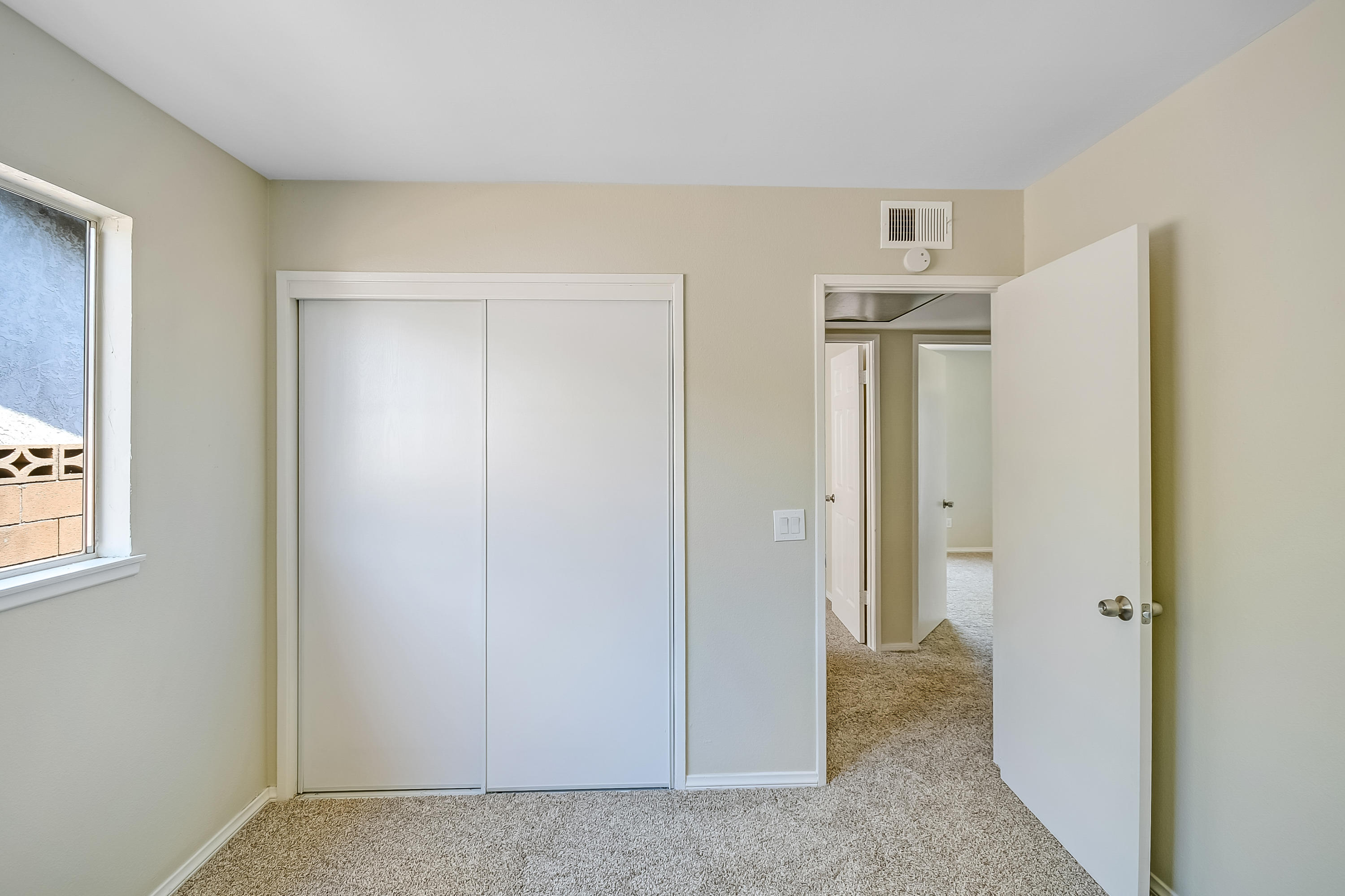 1137 Dianron Road Palmdale, CA 93551 - Photo 16 of 20 DSC_2427