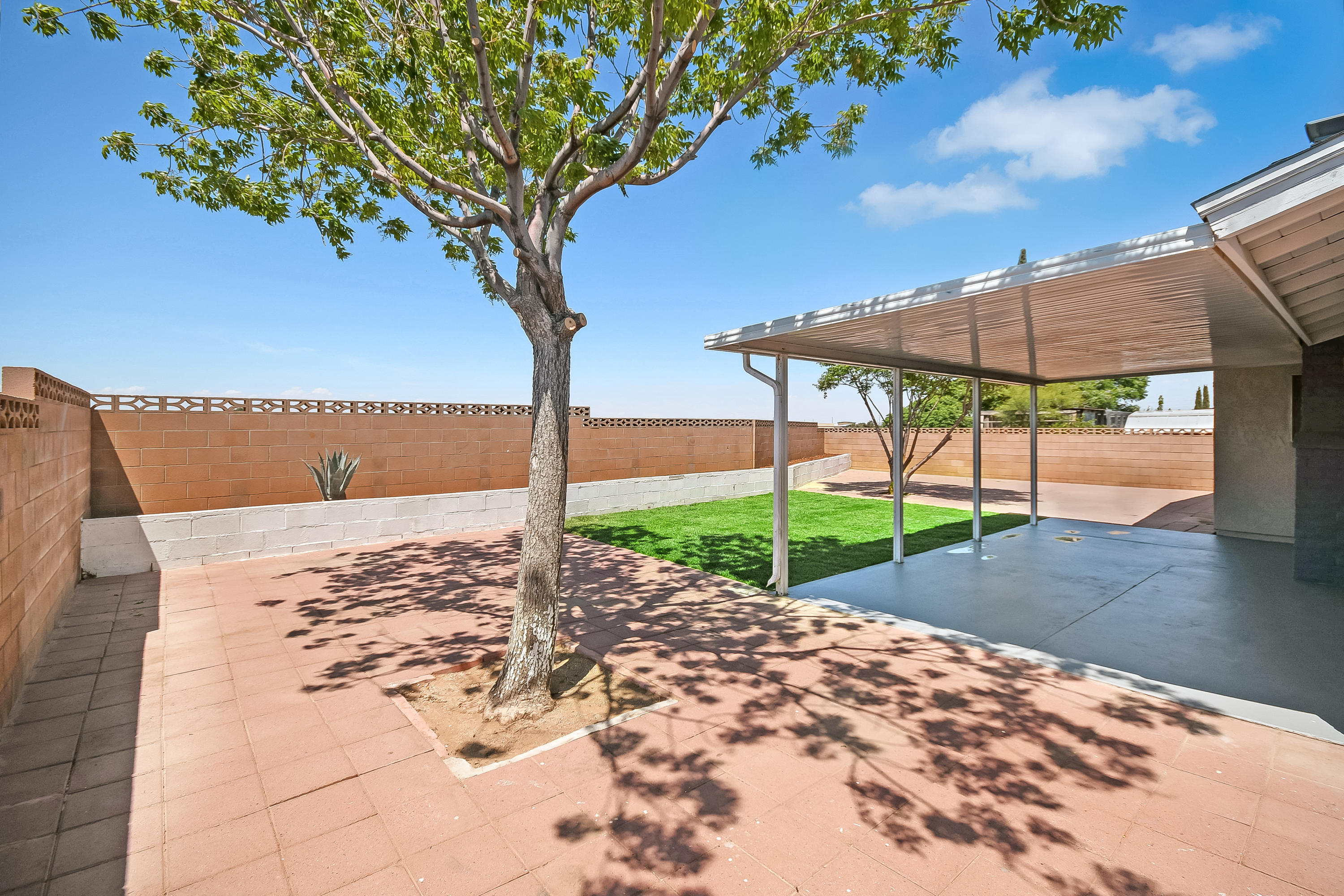 1137 Dianron Road Palmdale, CA 93551 - Photo 17 of 20 DSC_2437