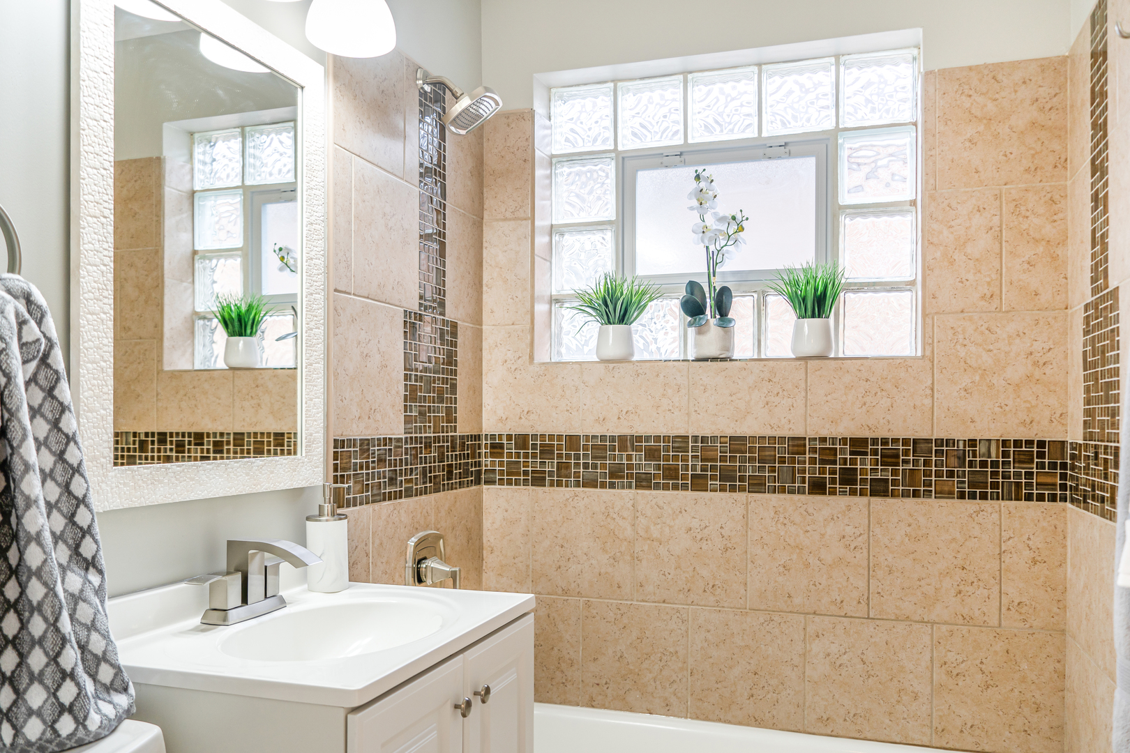 9710 South Chappel Avenue Chicago, IL 60617 - Photo 21 of 29