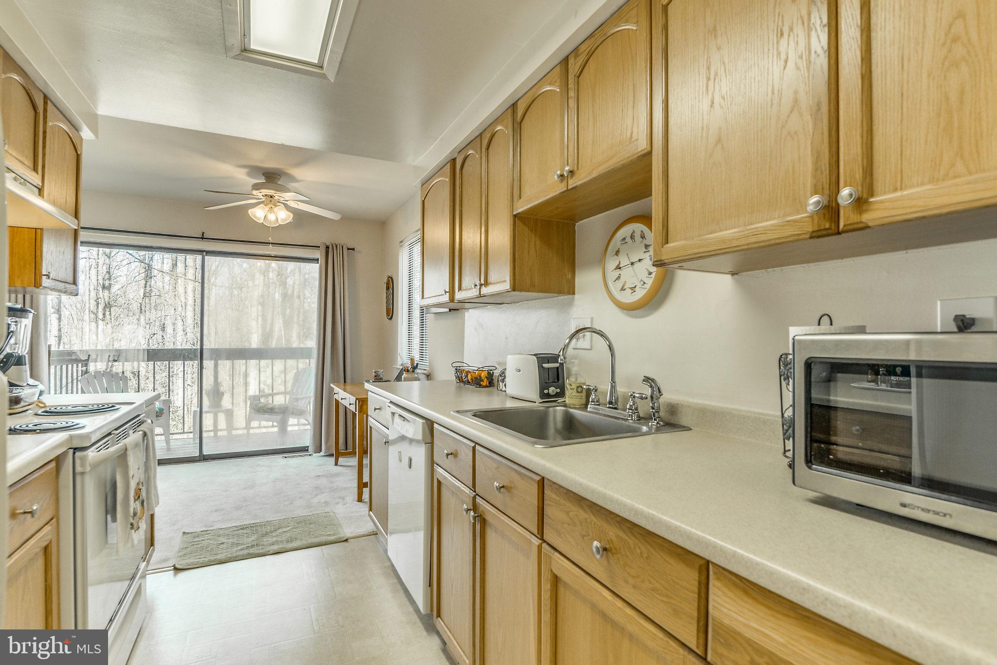 2361 Generation Drive Reston, VA 20191 - Photo 14 of 38 Kitchen