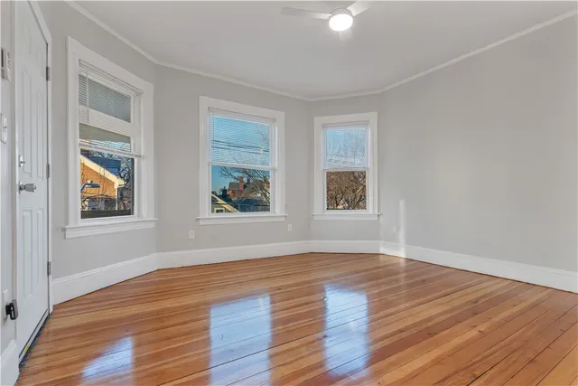 $2,400 | 382 Orms Street, Unit 3, Providence, RI 02908