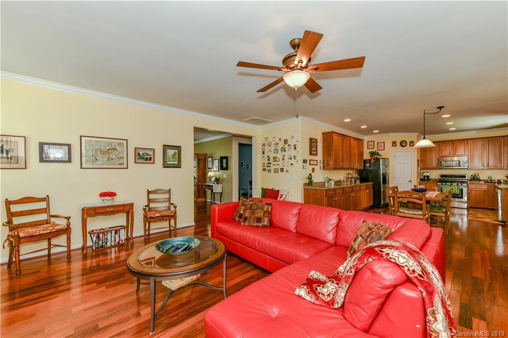 4002 Banteer Road Matthews, NC 28105 - Photo 7 of 35 Gallery Image 7