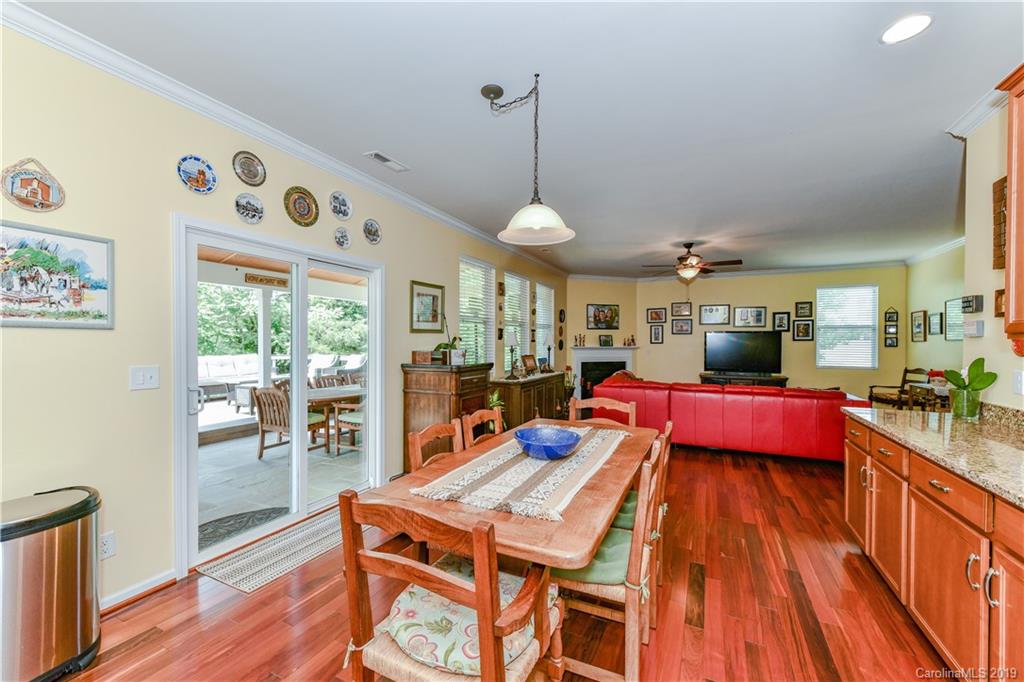 4002 Banteer Road Matthews, NC 28105 - Photo 8 of 35 Gallery Image 8