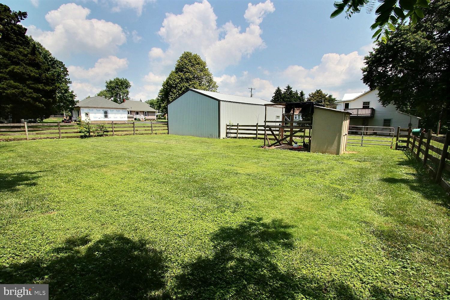 1446 Long Corner Road Mount Airy, MD 21771 - Photo 28 of 31
