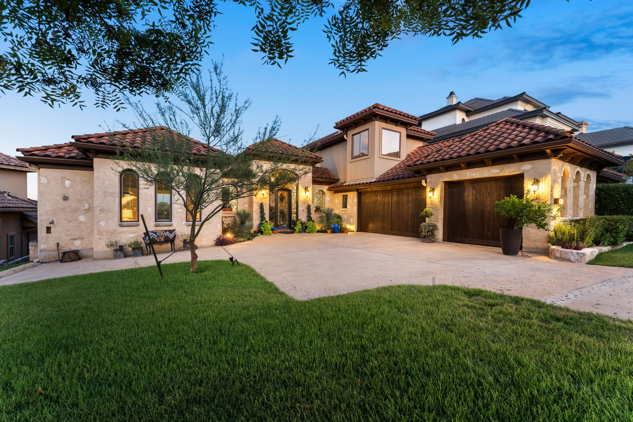 1901 Sea Eagle View Austin, TX 78738 - Photo 2 of 39 Mediterranean / spanish-style home
