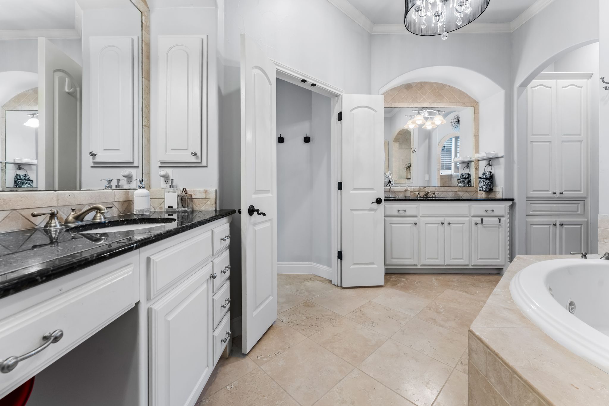 1901 Sea Eagle View Austin, TX 78738 - Photo 24 of 39 Primary bathroom featuring dual vanities