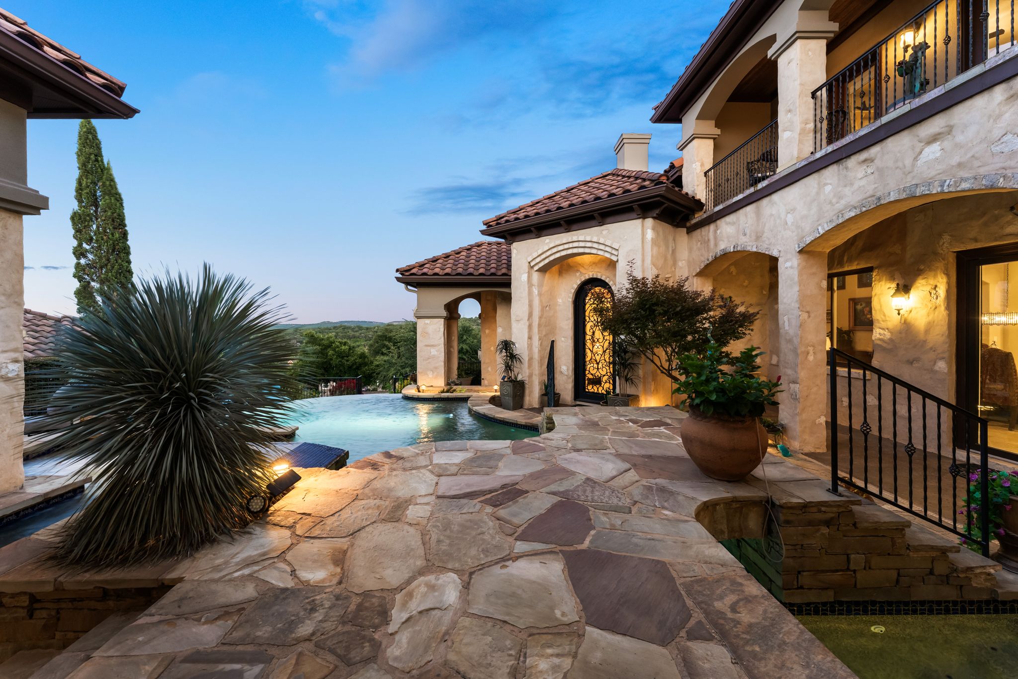 1901 Sea Eagle View Austin, TX 78738 - Photo 10 of 39 Patio / terrace with resort style pool