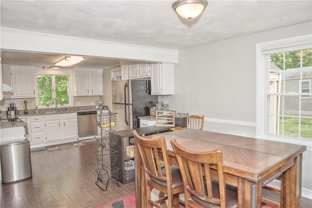 2 Pilgrim Circle Warwick, RI 02888 - Photo 12 of 25