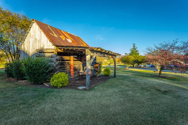 $950,000 | 8659 Rambling Rose Drive, Ooltewah, TN 37363