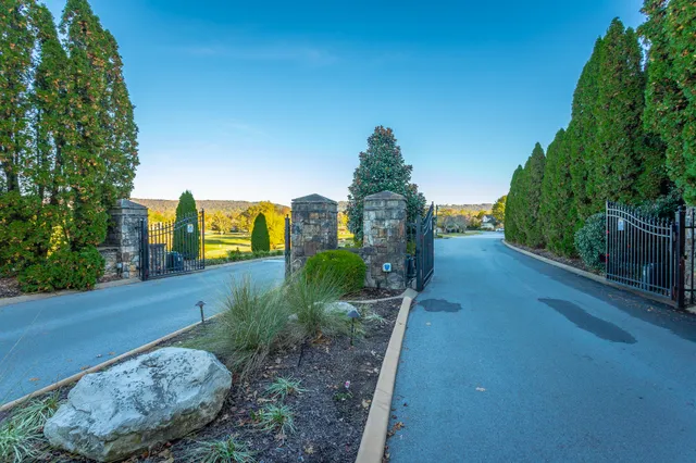 $950,000 | 8659 Rambling Rose Drive, Ooltewah, TN 37363