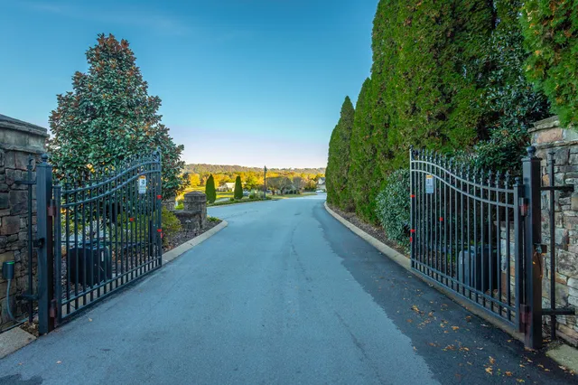 $950,000 | 8659 Rambling Rose Drive, Ooltewah, TN 37363