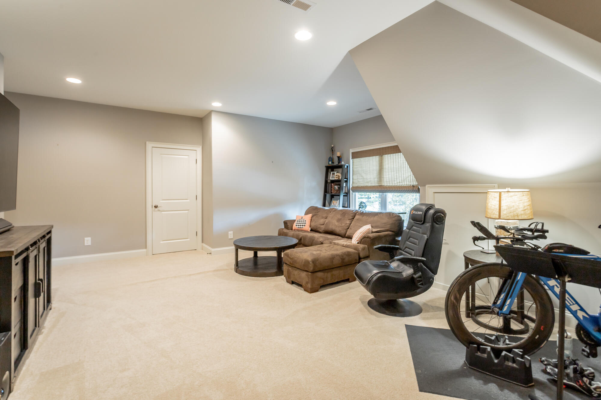 8659 Rambling Rose Drive Ooltewah, TN 37363 - Photo 82 of 131 8659 Rambling Rose Drive HD-84