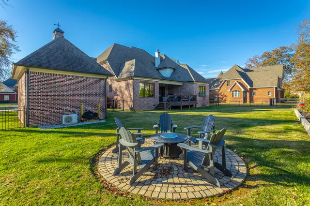 $950,000 | 8659 Rambling Rose Drive, Ooltewah, TN 37363
