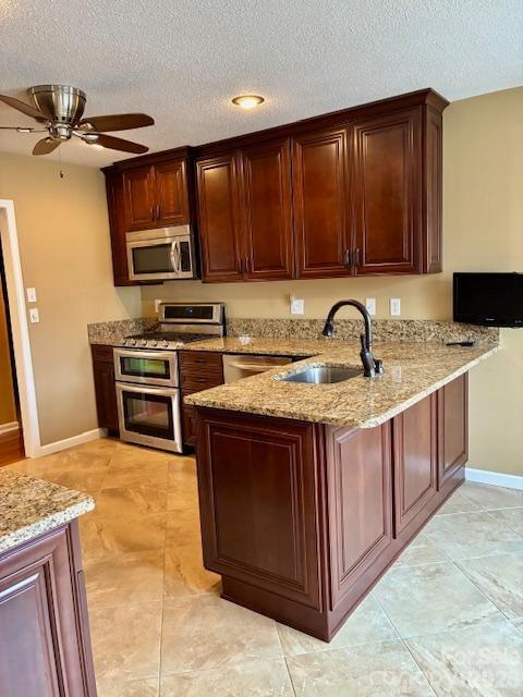 3100 Cove Loop Road Hendersonville, NC 28739 - Photo 13 of 40