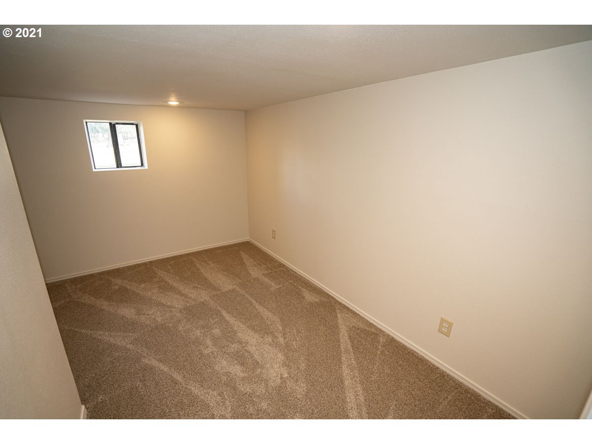 37645 Grange Hall Road Corbett, OR 97019 - Photo 15 of 31