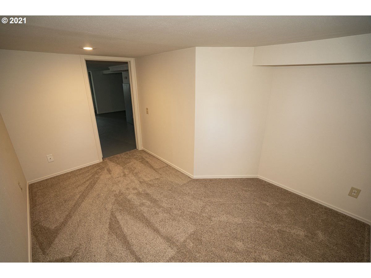 37645 Grange Hall Road Corbett, OR 97019 - Photo 16 of 31