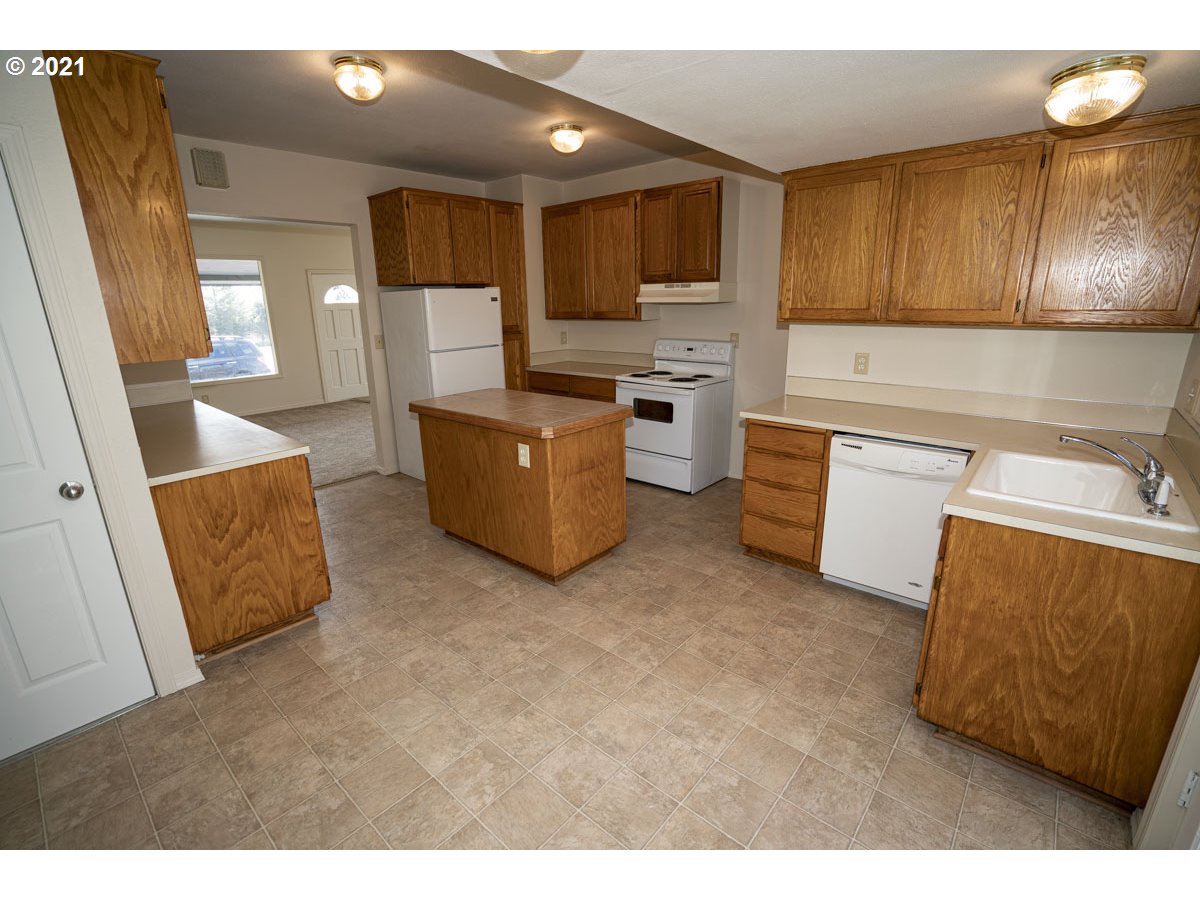37645 Grange Hall Road Corbett, OR 97019 - Photo 8 of 31