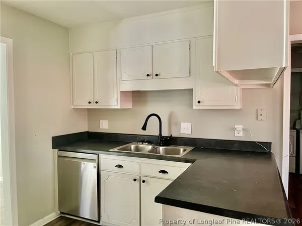 $1,800 | 1543 Boros Drive, Fayetteville, NC 28303