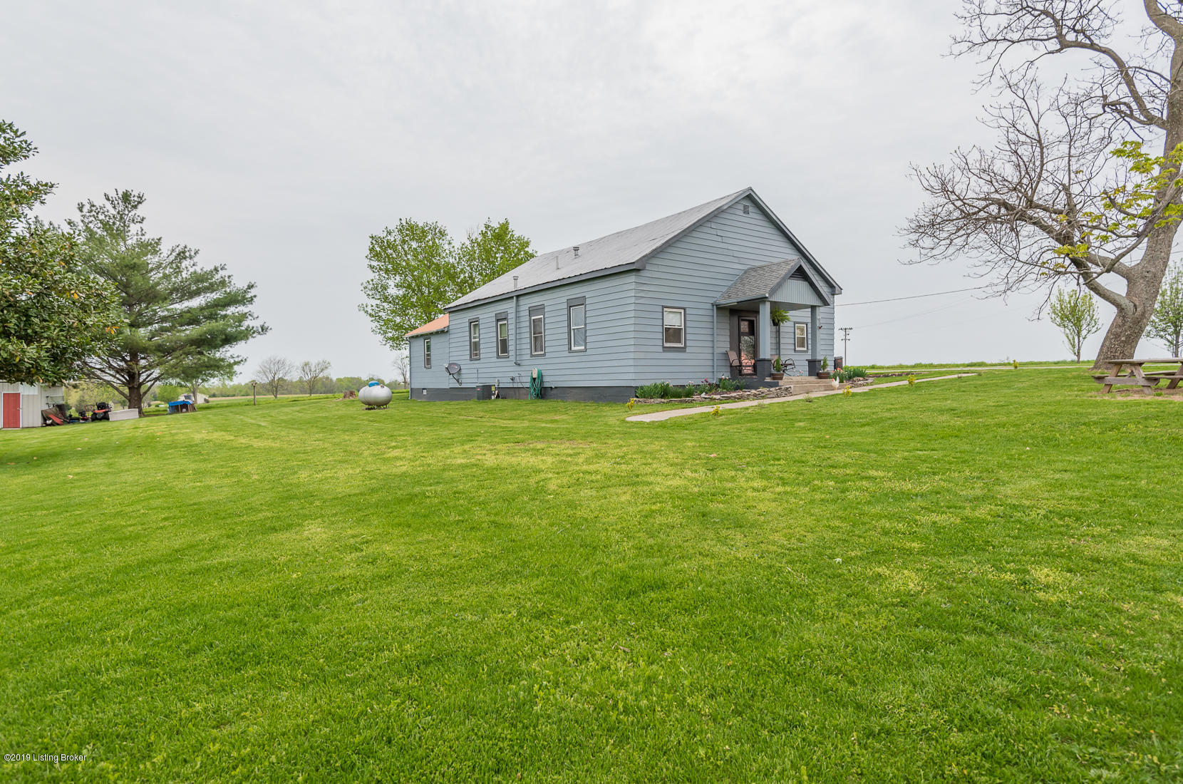 376 Highview Church Road Bloomfield, KY 40008 - Photo 3 of 41 LISTING-4