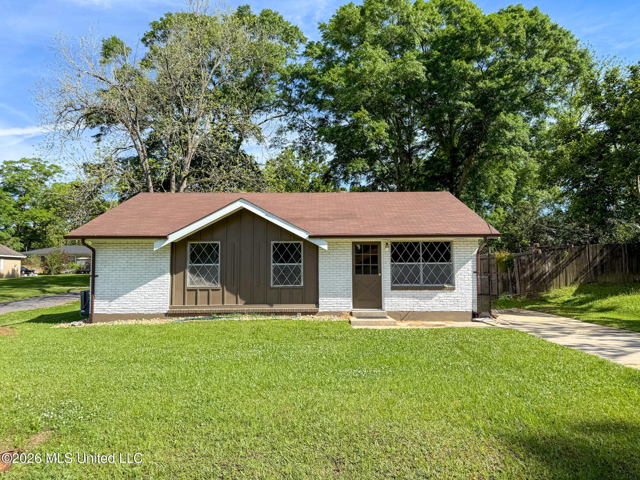 1206 21st Street McComb, MS 39648 - Photo 1 of 12 IMG_7759